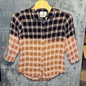 2088 | Boho Jane Rock On Bleached Plaid Record Patch Grunge Flannel Shirt Small